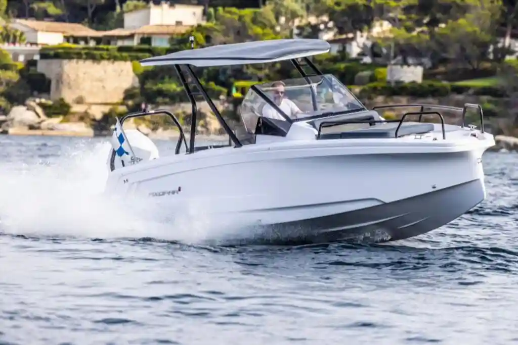 Axopar 25 Cross Top, boat for rent in Athens