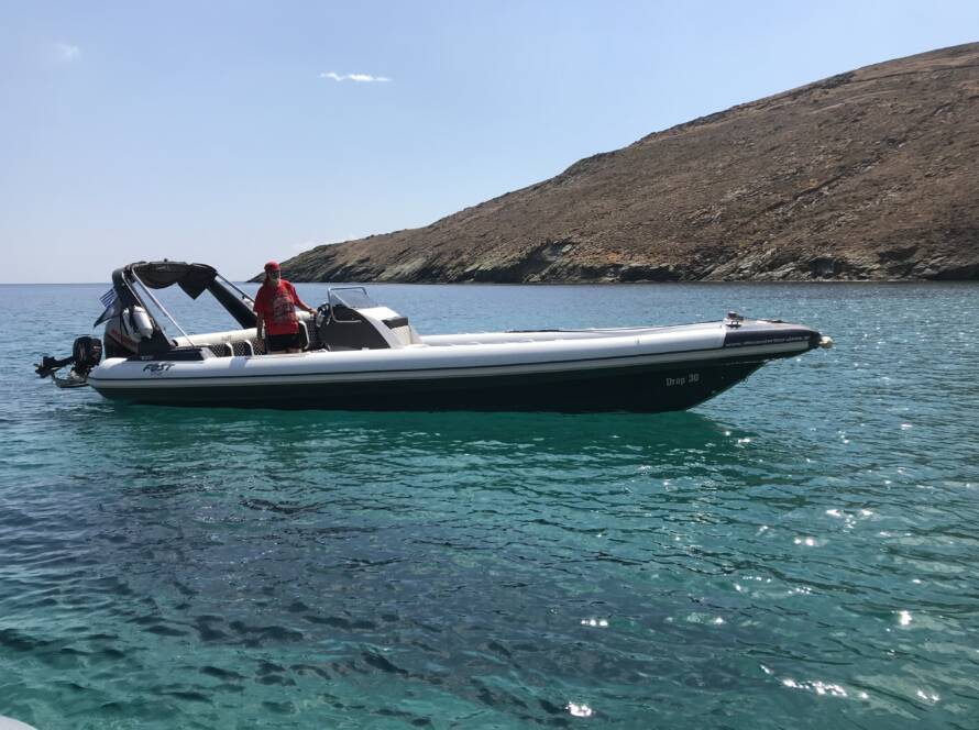 A 10-meter RIB motorboat, available for rent with a license or with a skipper, slices through the waves, unveiling the revolutionary sailing experience offered by Revolution 28 from Boat4All, accessible to everyone.